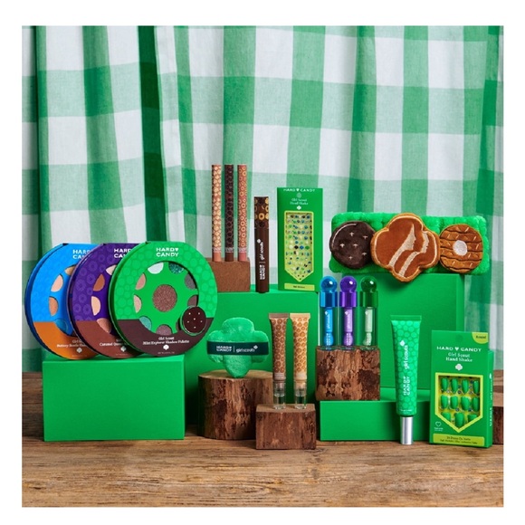 Hard Candy x Girl Scout Shadow Palette, Buttery Bestie, Trefoil-Scented - Picture 4 of 5